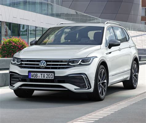 VOLKSWAGEN Tiguan (AD1)